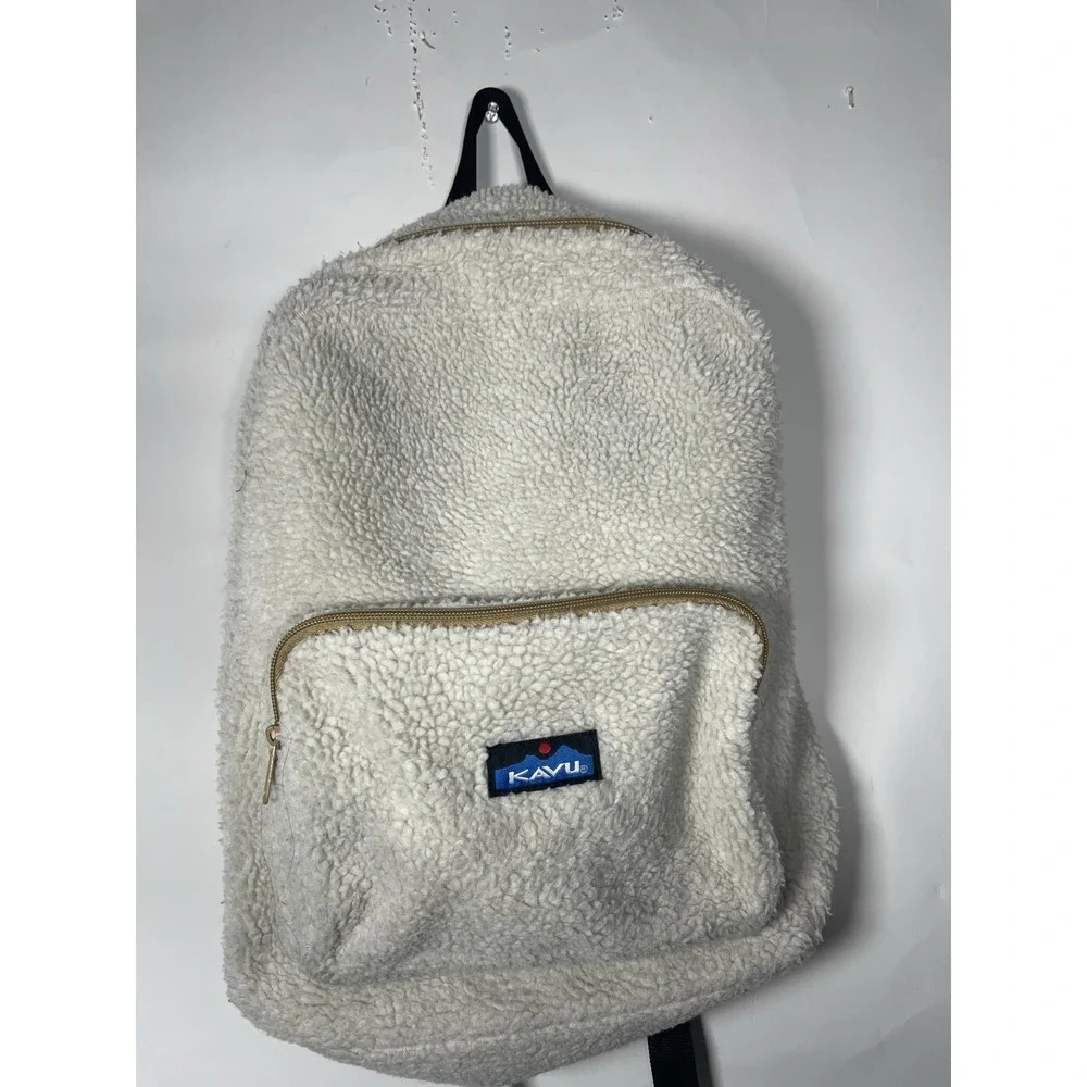 Kavu  Fleece In Birch‎ Sherpa Padded Strap Backpack